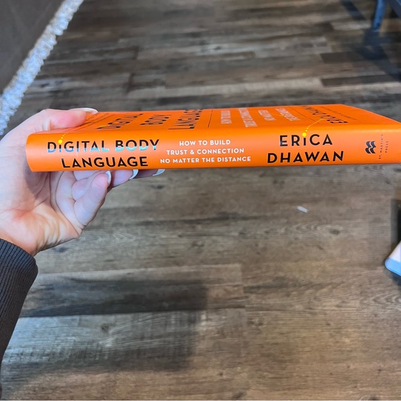 Digital Body Language (Hardcover) - Erica Dhawan, 2021 - Picture 4 of 7